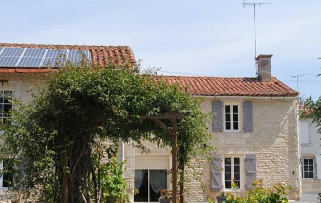 La Poussardiere Saint-Martin-sous-Mouzeuil المظهر الخارجي الصورة